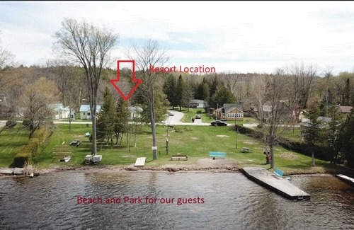 Lindsay Cabin | 2 BR Lake View Cabin with Real Sandy Beach, Kayak/Canoe/Paddle, Firepit@Sturgeon