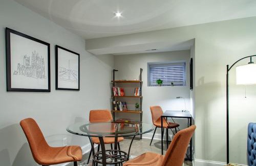 Petworth Apartment | 2-BR Petworth Pad Walk to METRO Subway