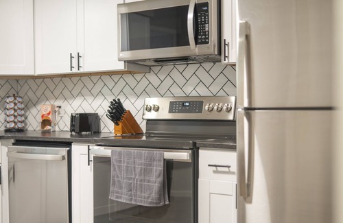 Bentonville Apartment | 2-BR Restful Stay in a Redesigned Home Near The Momentary & 8th Street Market