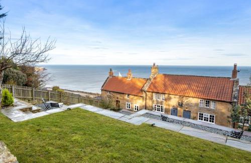 Fylingdales House | 2 Browcote Cottage