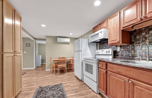 Seaside Heights Cottage | 2 Cozy Coastal Cottages Steps From The Beach, Linens & Towels, 8 Beach Badges