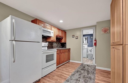 Seaside Heights Cottage | 2 Cozy Coastal Cottages Steps From The Beach, Linens & Towels, 8 Beach Badges