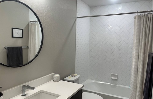 Stonegate House | 2 cozy rooms & private bathroom! Easy access to Red Rocks & Denver!