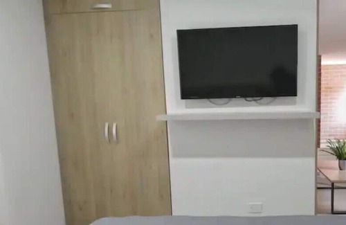 La America Apartment | ☆ 2 EMVIROMENTS near LAURELES ❤ ☆ 1bed+1sofabed