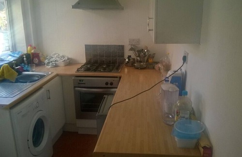 Liverpool House | 2 Ensuites Bedrooms - Cosy Homes - Home away from home, Sleeps 6