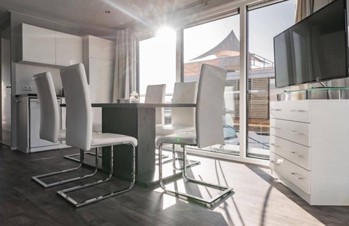 Laasow Boat Rental | 2. floating vacation home Möwe 2 - Floating vacation homes Gräbendorfer See