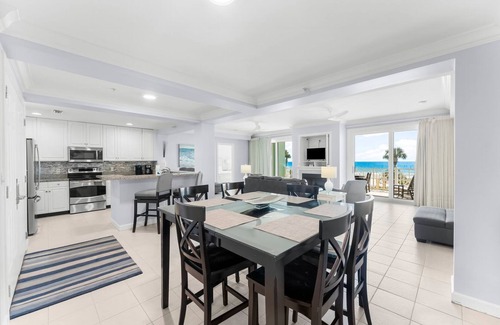 Thomas Drive Condo | 2-Gulf Front Masters - Massive Entertainment Space! Large Balcony!