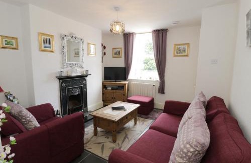 Tanygrisiau House | 2 Holland Terrace