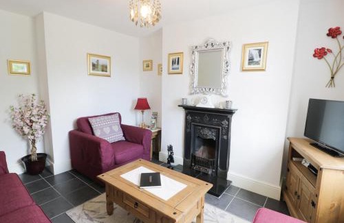 Tanygrisiau House | 2 Holland Terrace