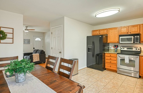 Louisa House | 2-level home with gated community water access/boat launch, firepit, & game room