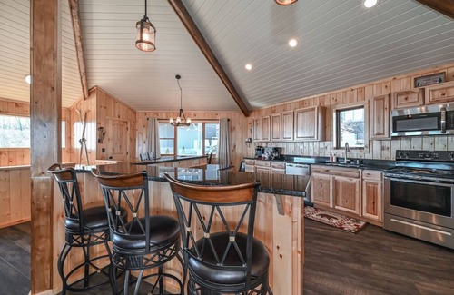 Banner Elk Cabin | 2 LUXE Ski-In/Out Cabins ~ VIEWS ~ Large Groups