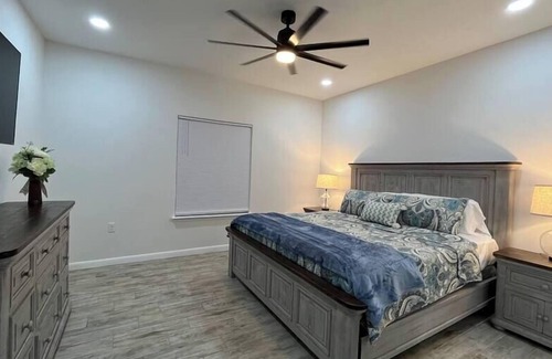 Harlingen House | 2 Luxury Homes w/ 2Pools |Walk to Hospital & Cafes