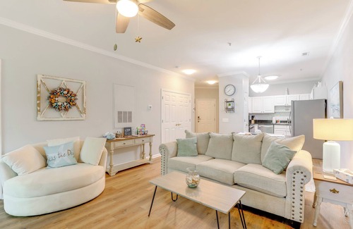 Vaught Condo | < 2 Mi to Beach: Savannah Shores Resort Condo!