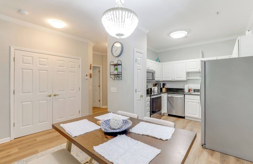 Vaught Condo | < 2 Mi to Beach: Savannah Shores Resort Condo!