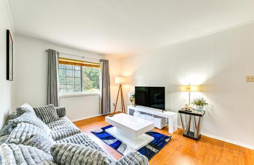 Nacogdoches Apartment | 2 Mi to Historic Dtwn Nacogdoches Cozy Apartment!