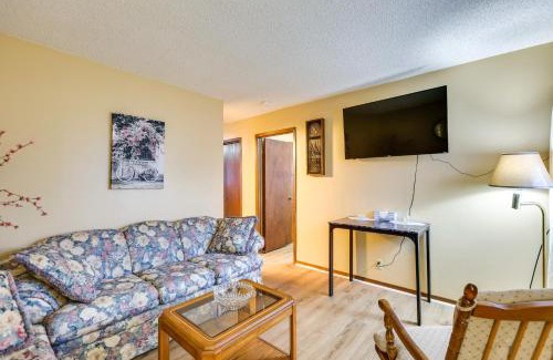 Hutchinson Apartment | 2 Mi to Kansas State Fairgrounds Cozy Apartment!
