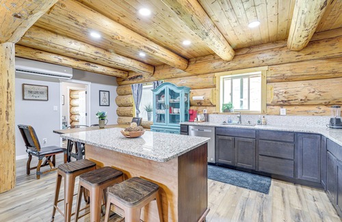 Gusher Cottage | < 2 Mi to Skinwalker Ranch: 'rustic Cliff' Retreat