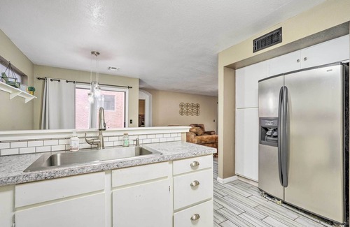 Peoria House | 2 Mi to Sports Complex: Peoria Home w/Patio!