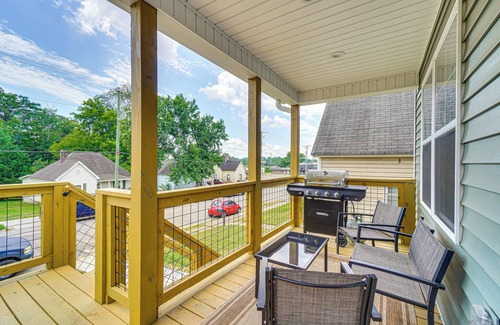Knoxville House | 2 Mi to UT: Modern Retreat w/Covered Porch