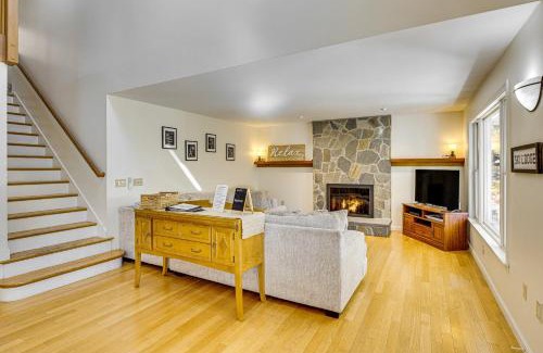 Gilford House | 2 Mi to Winnipesaukee Shores Gunstock Retreat