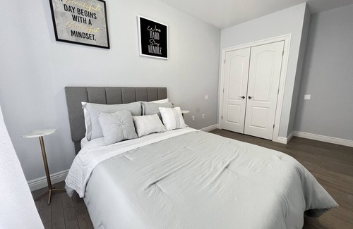Brownsville Apartment | 2 minutes from Subway! Family-sized apartment with Pets Allowed and FREE Parking