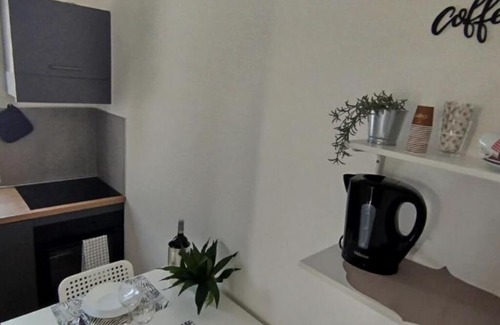 Fiumicino House | 2 minutes from the sea and all services. 9 minutes by car from the airport