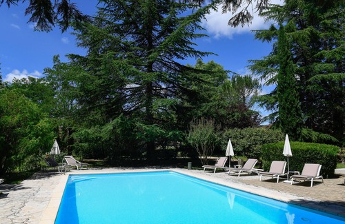 Martel House | 2 person house with heated pool in Martel (Lot - Dordogne), France