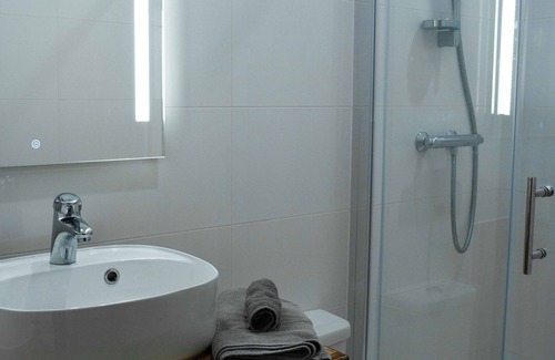 Croulebarbe Apartment | 2 Pièces Lumineux au Cœur de Paris