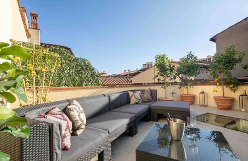 Santa Maria Novella Apartment | 2 Private terraces with a hot tub to die for .Amazing views on the hills !