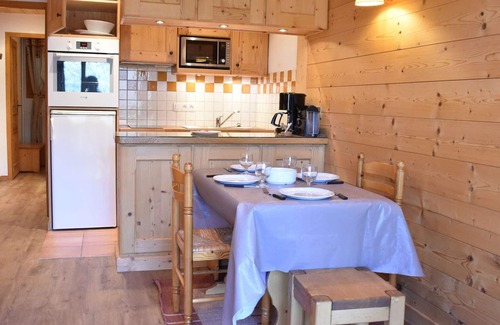 Meribel Apartment | 2-room apartment with balcony in Méribel, close to shops and slopes