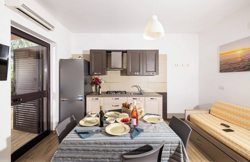 Chiesiola Apartment | 2-roomed apartment on the ground floor with private Garden 3 persons