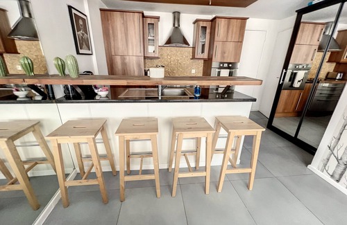 Cannes City Centre Apartment | 2 rooms corner rue d'Antibes, in absolute calm.