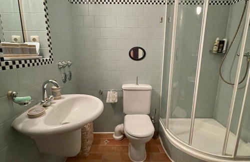 Lelkendorf Other | 2 rooms in the castle in M-V, cleaning included