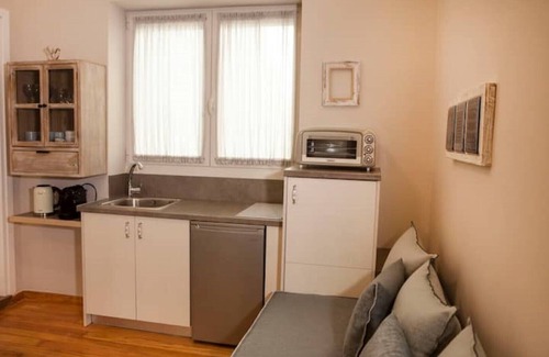 Pangrati Apartment | 2-spaces Comfy Apartment With Balcony in Pangrati!