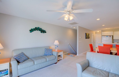 Surf City House | 2-story townhouse with sound views, washer/dryer, community outdoor pool, AC