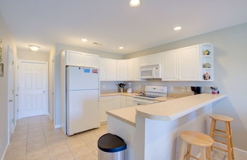 Surf City House | 2-story townhouse with sound views, washer/dryer, community outdoor pool, AC