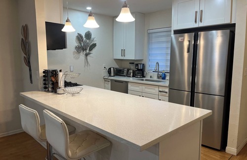 Downtown Apartment | 2. Terrific Apartment 2-bdrm, 2-bath, City Center