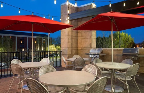 Greensboro Hotel | 2 Units Conveniently Located Near Piedmont Triad Airport. Free Breakfast, Pool!