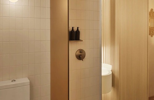 Little Italy Hotel | 2 Units, Queen Hi-Floor, Public Hotel New York, Minutes from Times Square