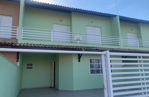 Mongagua House | 20 ITANHAÉM BEACH HOUSE ON THE SAND WITH POOL, 3 BEDROOMS, ONE EN SUITE.