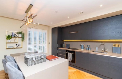York Apartment | 20 Kings Hudson Quarter -Free Parking -City Centre
