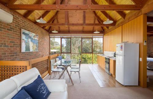 Silverleaves House | 20 Shearwater Drive