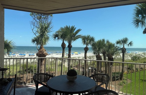 Beach Lagoon House | 2001 Turtle Lane at The Sea Pines Resort