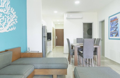 Marina Mazatlan Condo | 2009 B Depa con balcón panorámico en la Marina