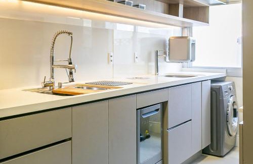 Centro Apartment | 200m from Beiramar Shopping | WI-FI 100mb #CA43