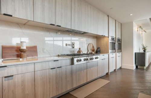 Empire Pass Apartment | 201 - Four Bedroom Argent condo