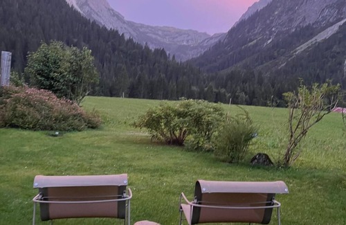 Mittelberg Apartment | 2024 rethought: live in peace and style, with a sauna and garden just for you
