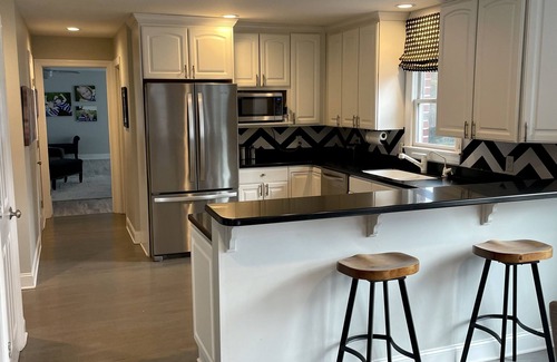 Blacksburg House | 2026 Virginia Tech Graduation Home with Mountain Views ~4 miles to VT