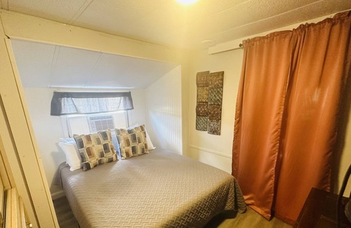 Ono Island RV Rental | 21 minutes away from Gulf Shores Beach, 6.9 from OWA and 25miles from Flora Bama