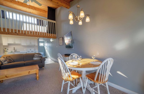Regional District of Nanaimo Condo | #212 Upper Beach View Suite at Shorewater Resort, Qualicum Beach
